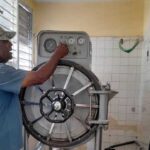 Electromedicina de Yaguajay “hace magia” para mantener la vitalidad de equipos y muebles clínicos