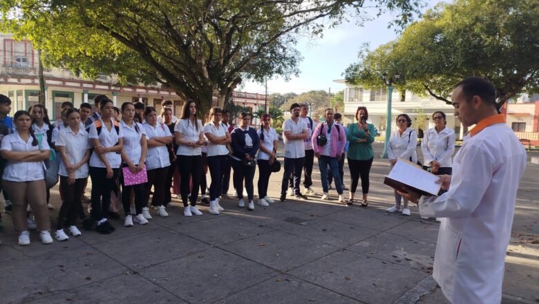 Recordaron en Cabaiguán aniversario 154 del fusilamiento de los ocho estudiantes de medicina (+Audio y Fotos)