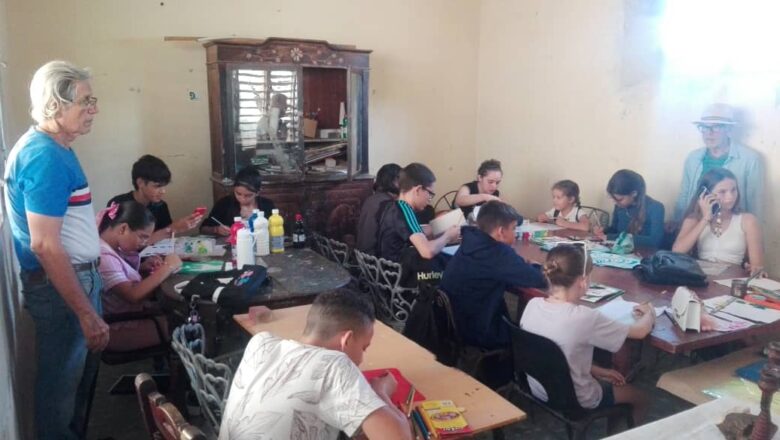 Las artes plásticas en Cabaiguán están en buenas manos (+Fotos)