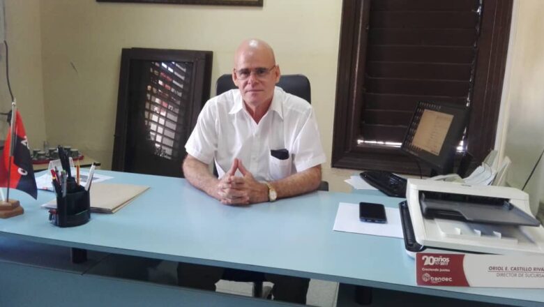 Sucursal 51- 01 de BANDEC en Cabaiguán, con obstáculos; pero en búsqueda constante de un servicio de calidad