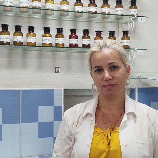 Maibeisy Rocha Cañizarez: una vida dedicada al sector farmacéutico (+ Audio)