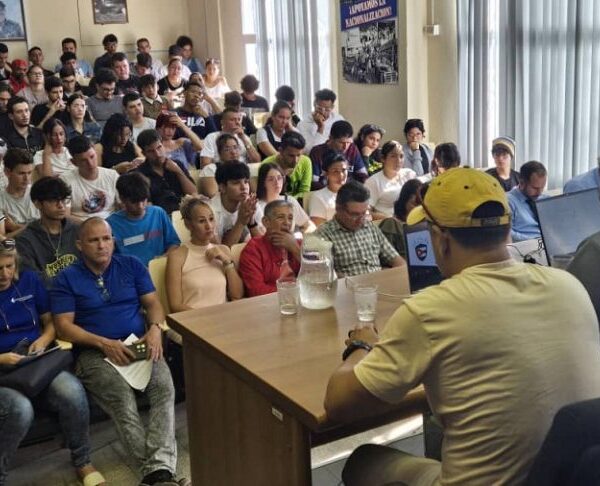 Jóvenes en el centro de la IV Jornada de Ciberseguridad 2025