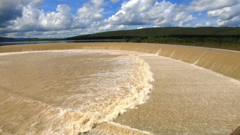 La Yaya, principal embalse de Guantánamo, vierte por sexta vez en medio siglo