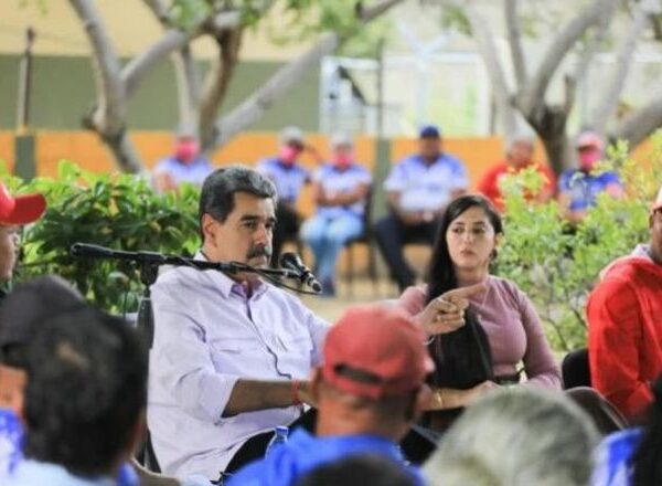 Presidente Maduro: la CIA impulsa campañas mediáticas para justificar agresiones
