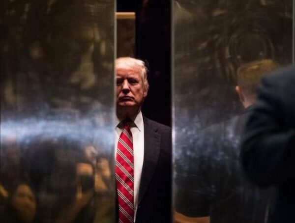 Uno de cada tres latinos en EE.UU. dice estar arrepentido de haber votado por Trump