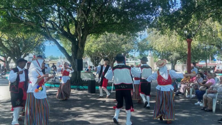 Acoge Cabaiguán Festival Regional de Tradiciones Canarias (+ Fotos)