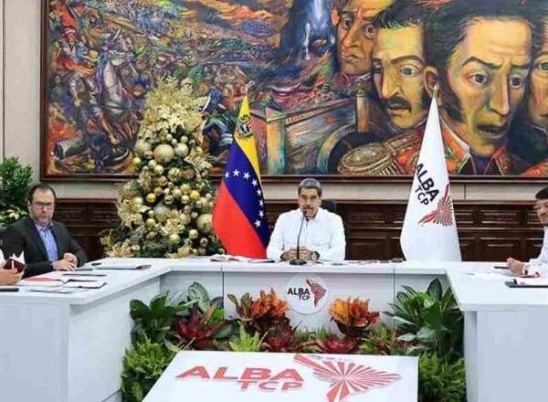 Cumbre del ALBA-TCP aprueba misión para apoyar restitución eléctrica de Cuba