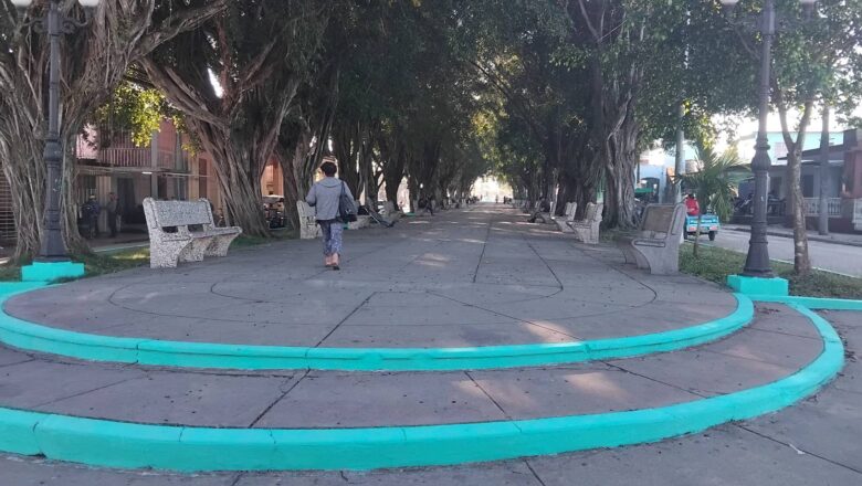 Caminando por el paseo