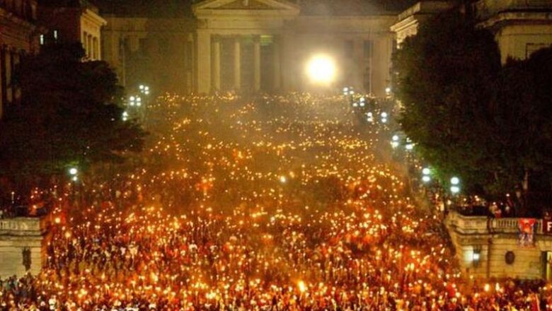 Jóvenes de toda Cuba participarón en la tradicional Marcha de las Antorchas