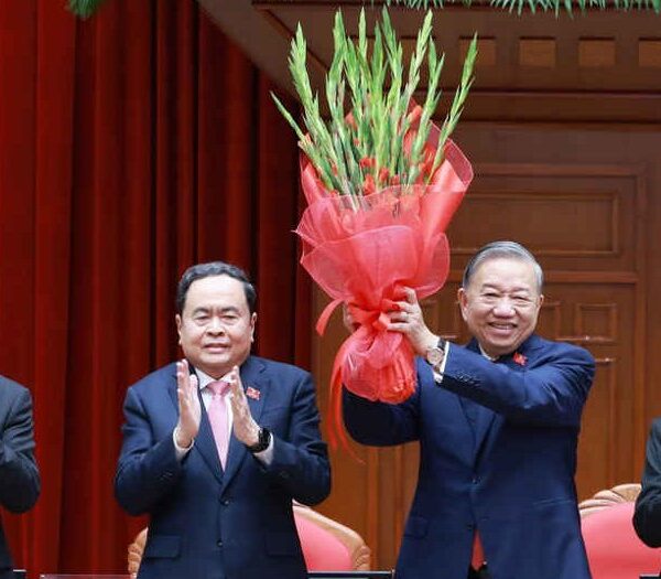 Felicita Díaz-Canel a To Lam por su reelección al frente del Partido Comunista de Vietnam