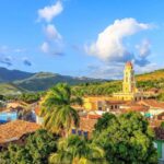 Una torre entre las piedras y la historia