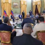 Delcy reitera llamado a construir un futuro de armonía en Venezuela