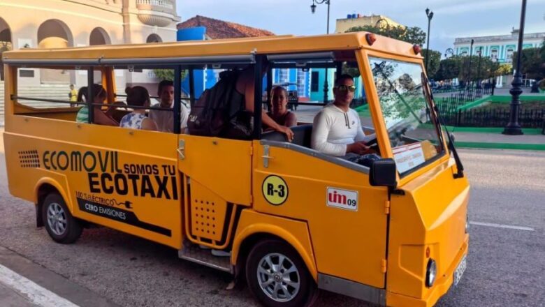 ¿Cómo los espirituanos abren el dominó?