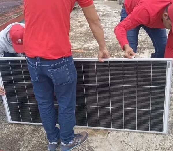 Cuba avanza en su programa de instalación de sistemas solares fotovoltaicos