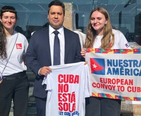 Convoy Europeo de Solidaridad con Cuba inicia viaje a La Habana