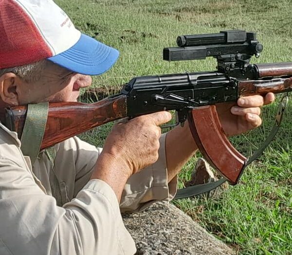 Preparación militar desde Jatibonico
