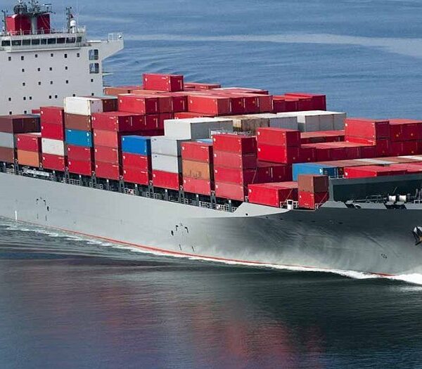 Crisis del transporte marítimo de contenedores se profundiza con la guerra