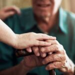 El cuidado de los mayores se abre al sector no estatal