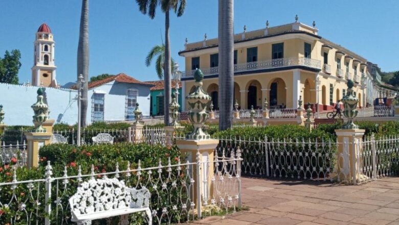 Se inicia ciclo de conferencias: Arquitectura, Urbanismo y Gestión Patrimonial-Cultural de Trinidad de Cuba