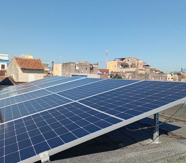 Banco Popular de Ahorro en Sancti Spíritus garantiza servicios gracias a la energía fotovoltaica