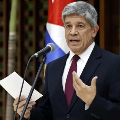 Destaca Minrex legalidad del proceso de nacionalización en Cuba