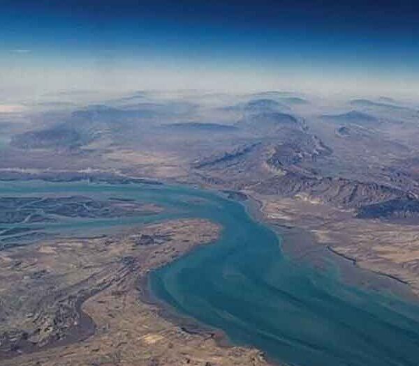 Irán vuelve a cerrar el estrecho de Ormuz