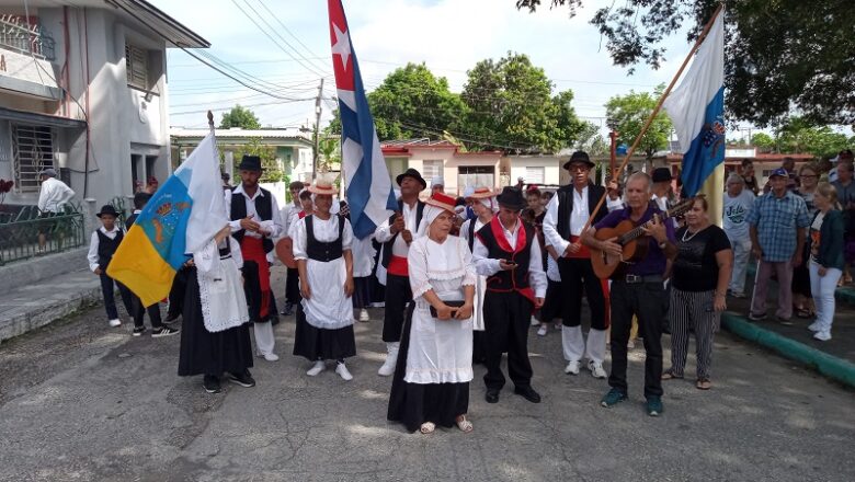 Cabaiguán celebra el Día de Canarias en Cuba (+ Audio y Fotos)