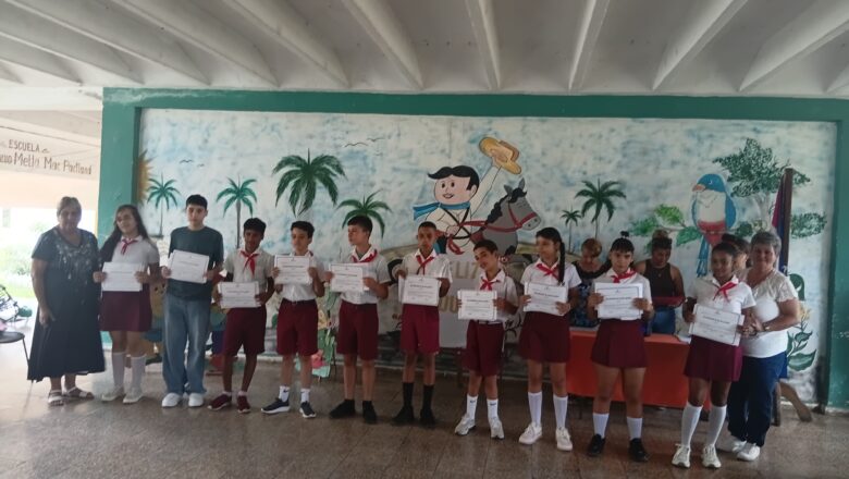 Gradúa escuela especial cabaiguanense medio centenar de niños de sexto y noveno grados (+ Audio Y Fotos)