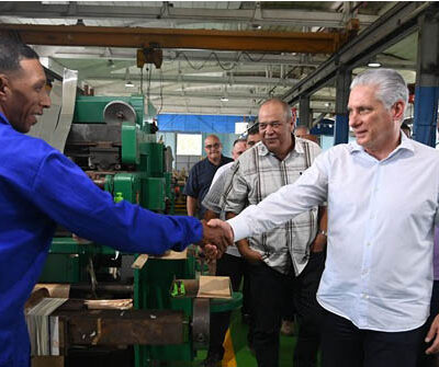 Visita presidente cubano entidades con impacto significativo en recuperación energética