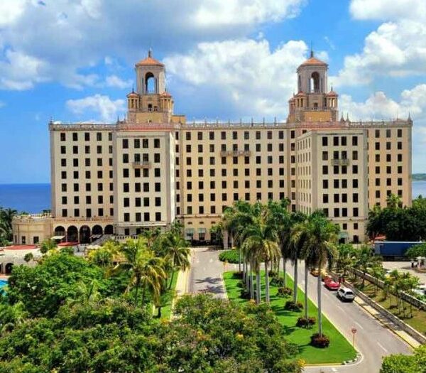 Cuba registra declive con la entrada de turistas, según la ONEI