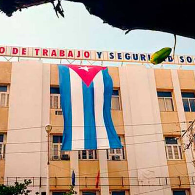 ¿Cómo se concibe el tratamiento salarial por el Primero de Mayo?