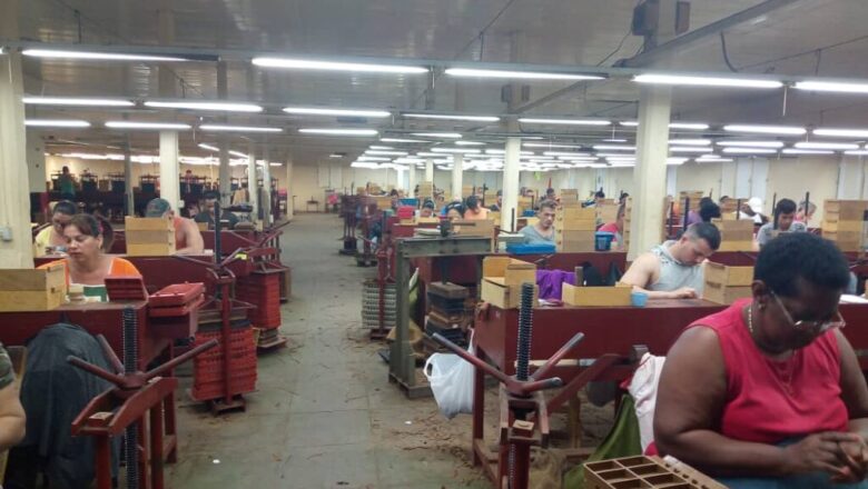 Impacta bloqueo de Estados Unidos a Cuba la comercialización de tabacos espirituanos (+ Audio)