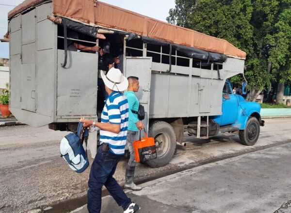 Responden transportistas cabaiguanenses a insatisfacciones de sus clientes (+ Audio)