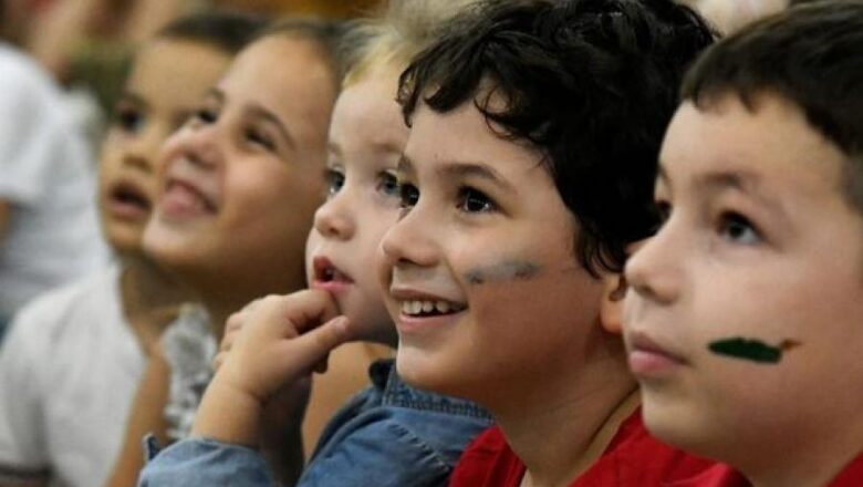 La hermandad de escolares