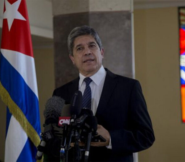 Vicecanciller denuncia castigo colectivo de EE.UU. a los cubanos