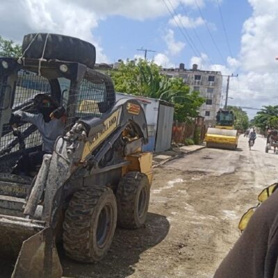 Emplean asfalto en frío para pavimentar calles en Sancti Spíritus