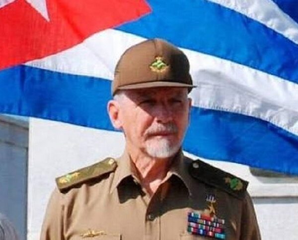 Cuba decreta duelo oficial por  fallecimiento de Ramiro Valdés