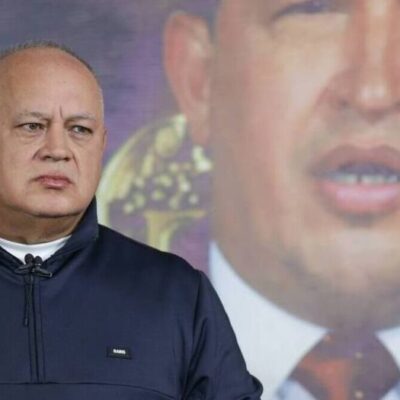 Diosdado Cabello desmonta campañas de mentiras contra Venezuela
