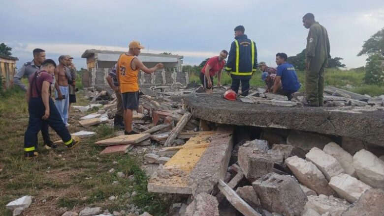 Dos lesionados en derrumbe de una nave de prefabricado en Colón, Matanzas