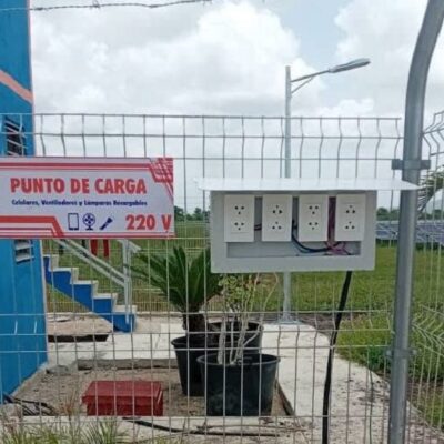 Sancti Spíritus: Empresa Eléctrica habilita puntos para recarga de celulares, lámparas y ventiladores de la población