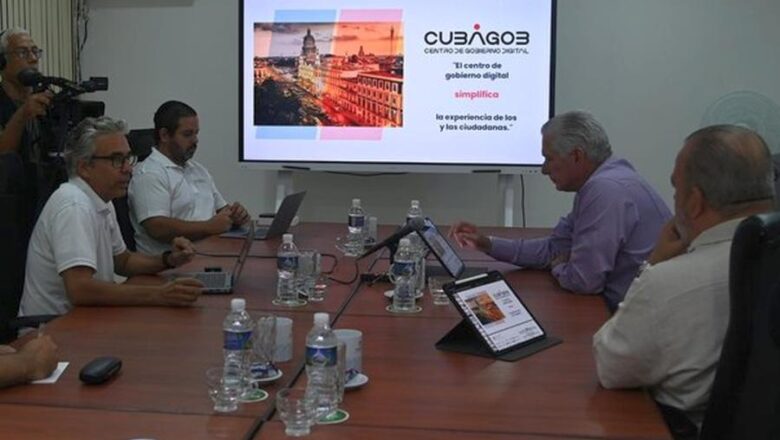 Presidente de Cuba visita sede de la Plataforma Soberanía; 18 servicios digitales ya están en línea