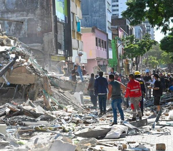 Colombia reporta 169 fallecidos y 668 heridos tras sismo de magnitud 7,4