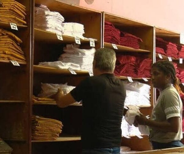 Comienza la venta de uniformes escolares en Sancti Spíritus