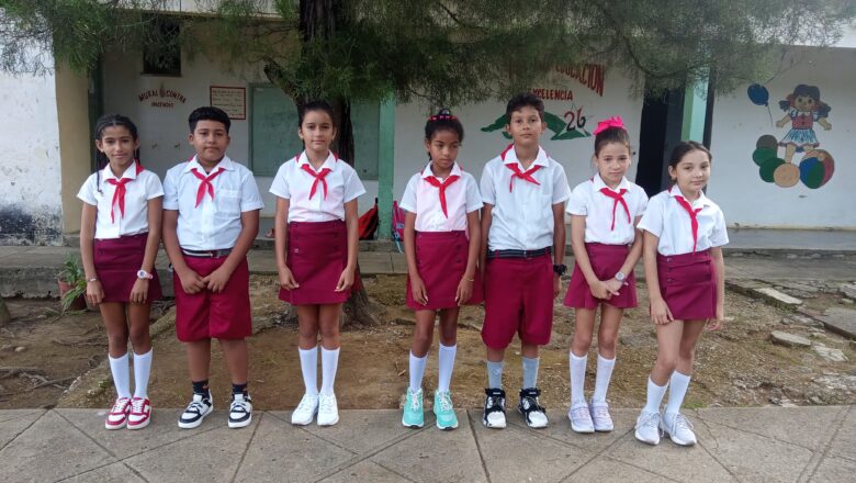 Realizaron elecciones pioneriles en las escuelas primarias Manuel González Crespo y Tomás Pérez Castro de Cabaiguán