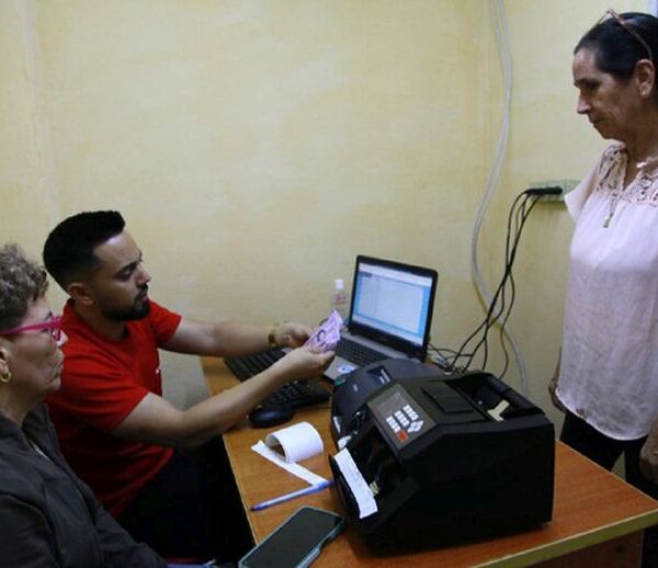 Local de Cadeca beneficia a trabajadores del Pediátrico espirituano