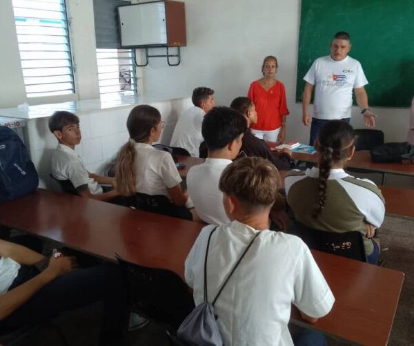 Sancti Spíritus se suma a iniciativa para prevenir embarazo en la adolescencia
