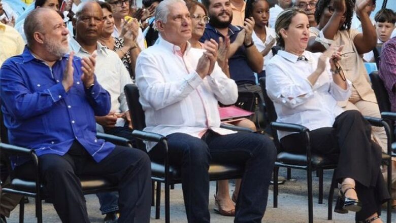 Asiste Díaz-Canel a inauguración del curso escolar en Cuba
