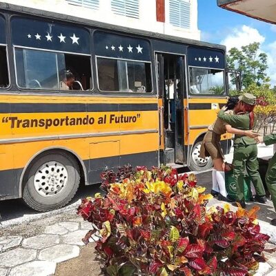 Transporte espirituano en función del sistema educativo