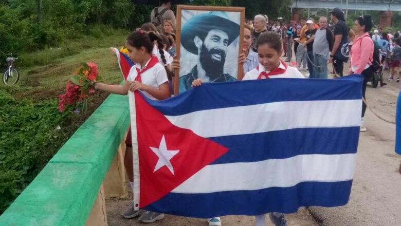 Flores para Camilo confirmaron el compromiso de los cabaiguanenses con su vida, su historia y su legado (+ Fotos)