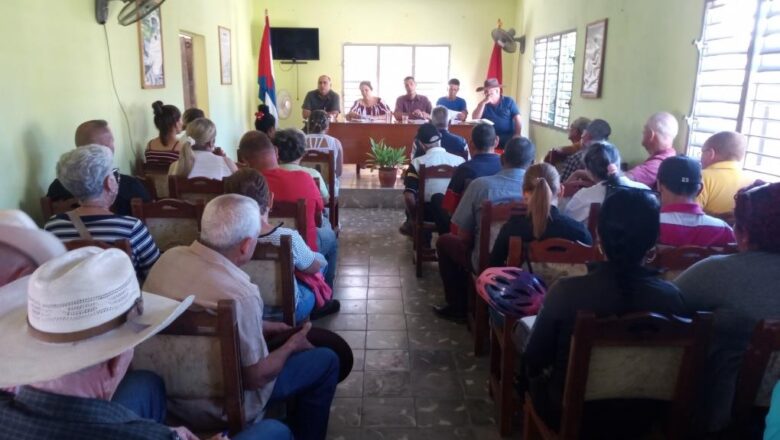 Debaten acerca de las  transformaciones económicas y sociales  en pleno  municipal de la ANAP en Cabaiguán (+Audio y Fotos)